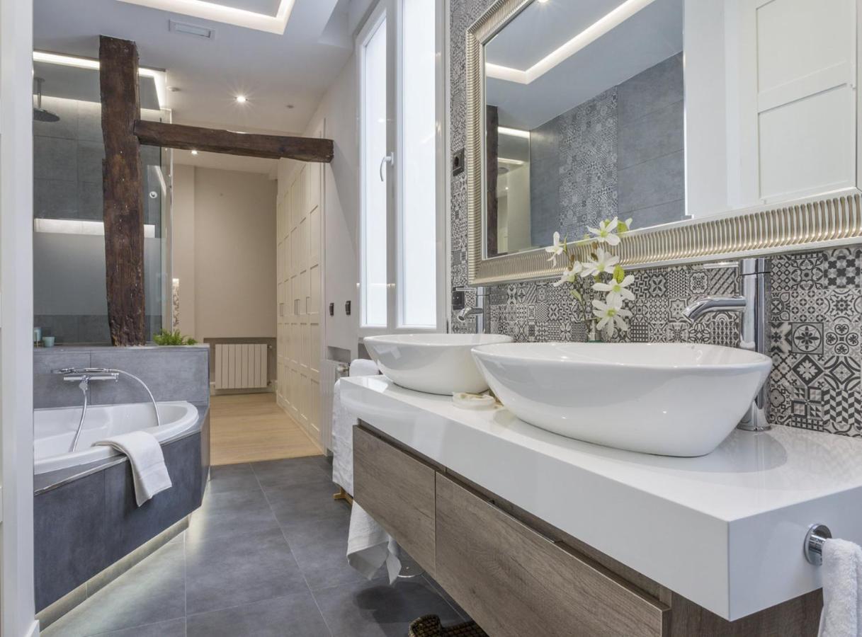 Charming City Center Apartment For 4 Perfect Location, Espoz Y Mina III มาดริด ภายนอก รูปภาพ